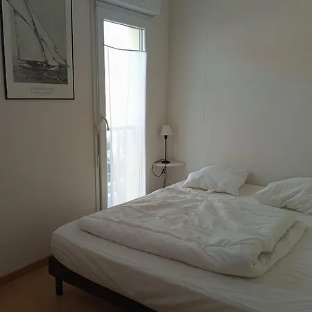 Ideal At The Foot Of The Comfort! *